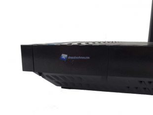 Netgear-D8500-Nighthawk-X8-17