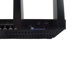 Netgear-D8500-Nighthawk-X8-22